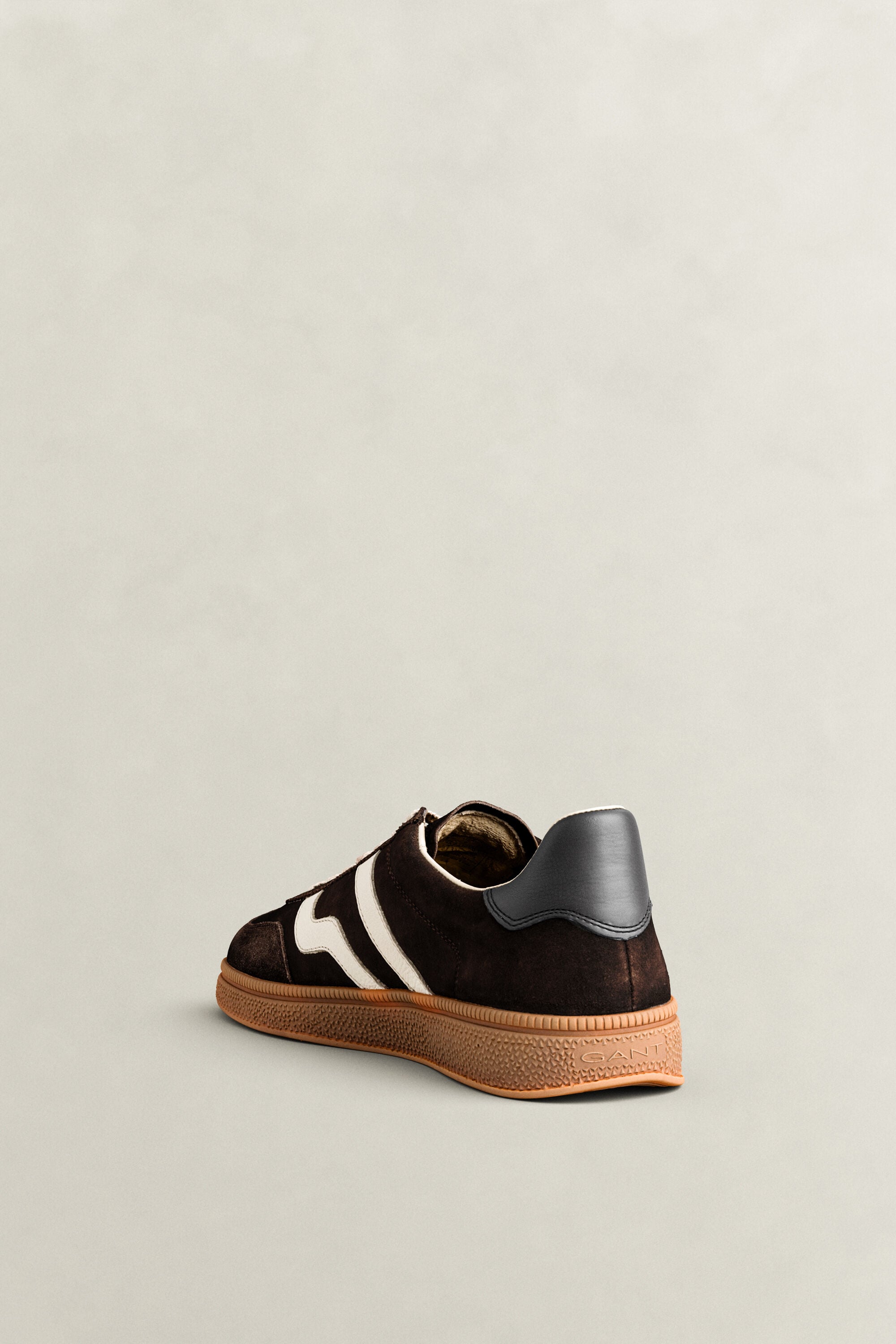 Sneakers Cuzmo in camoscio