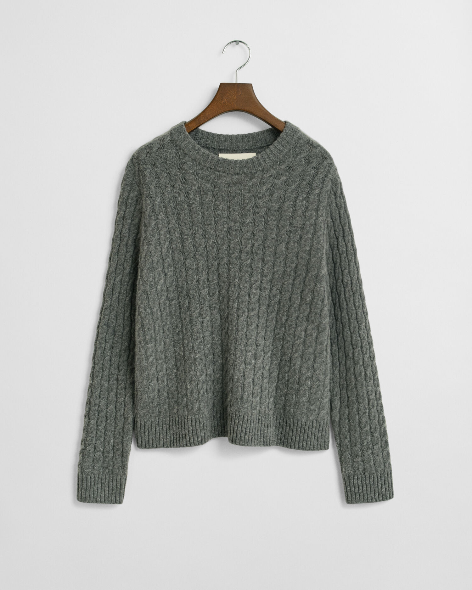 Maglia girocollo in cashmere a trecce