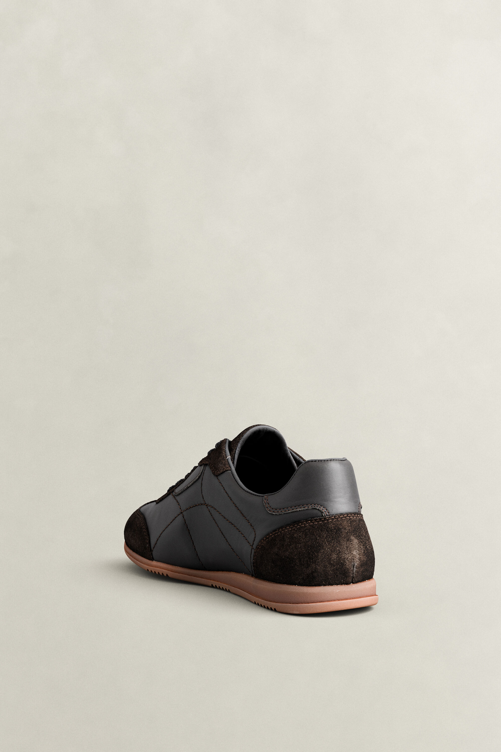 Sneakers Spearclub in pelle e camoscio