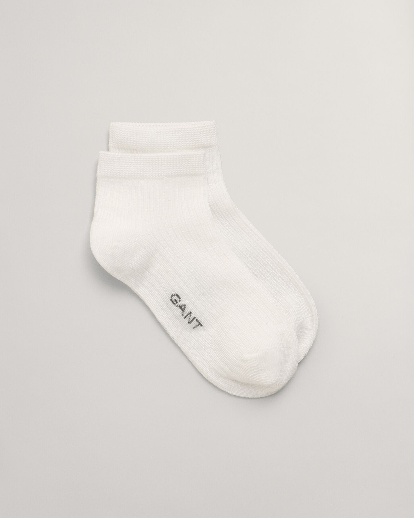 Calzini sottili alla caviglia