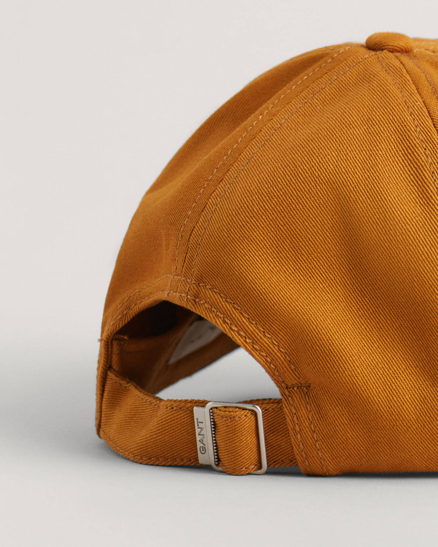 Cappellino in twill di cotone con stemma G