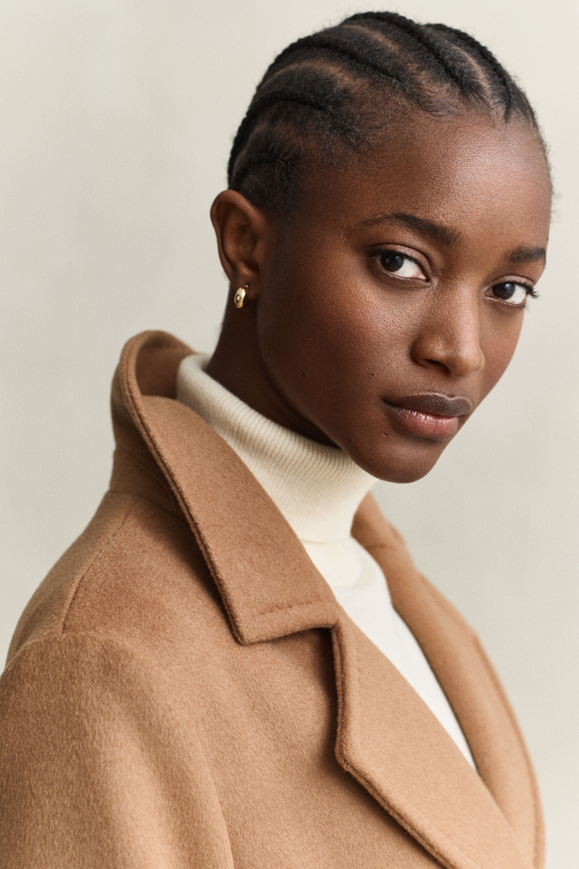 Cappotto con cintura in misto lana