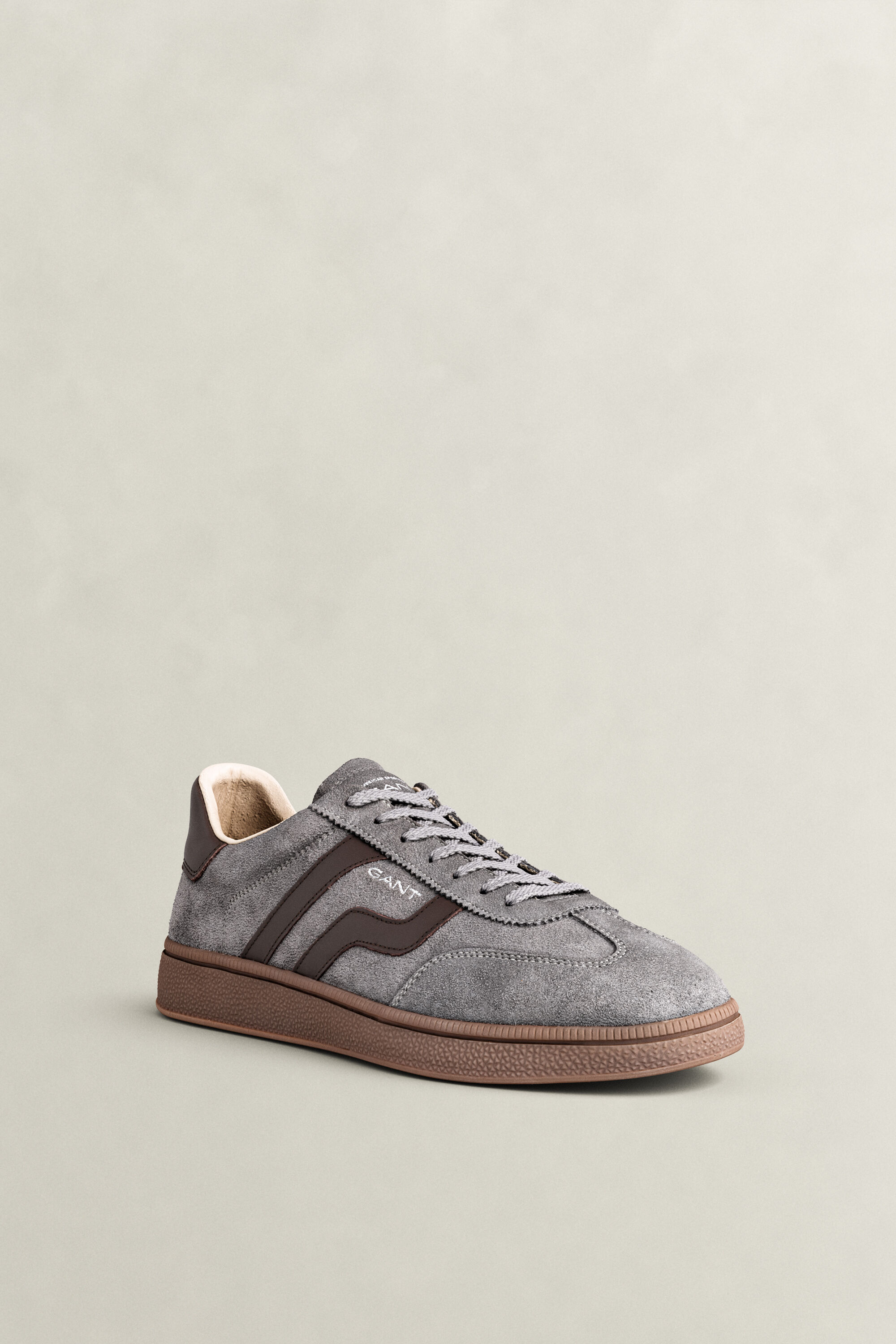 Sneakers Cuzmo in camoscio