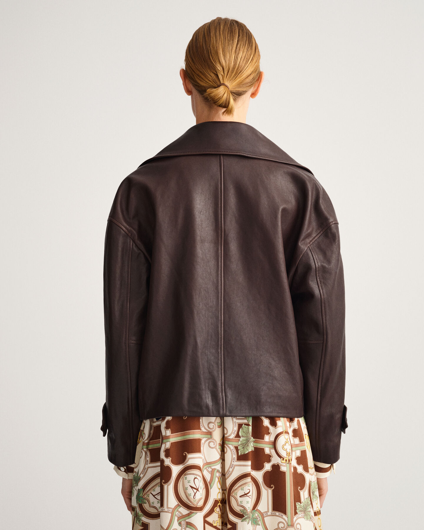 Giacca in pelle corta