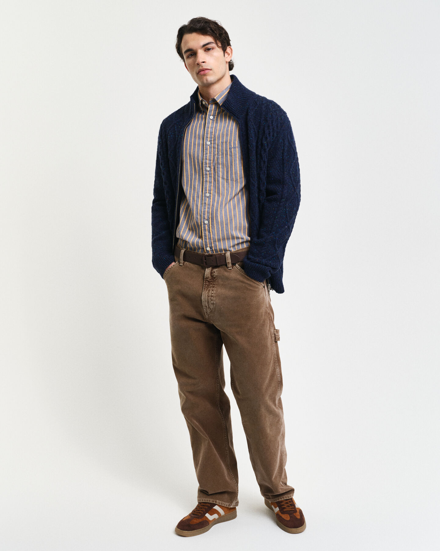 Cardigan con zip lavorato a trecce