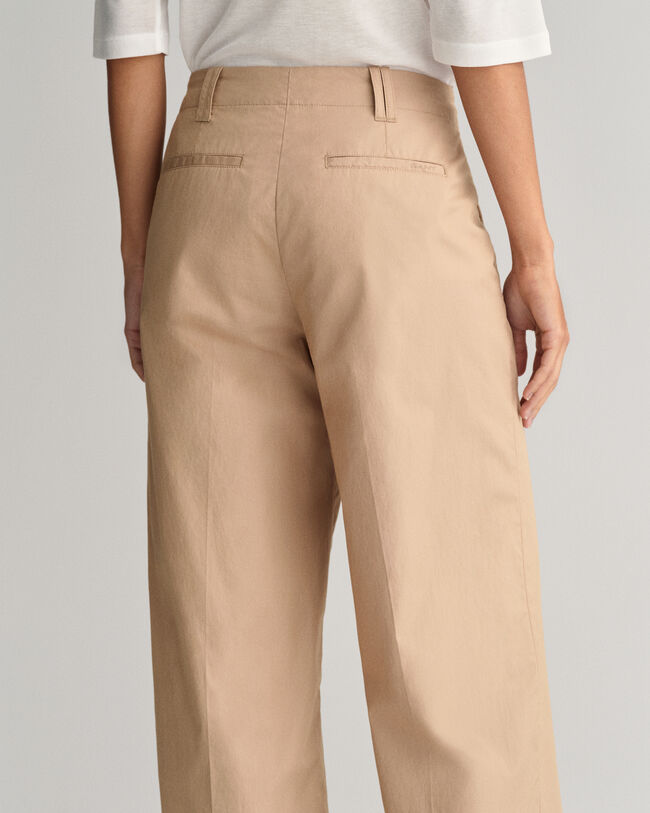 Pantaloni chino leggeri relaxed fit