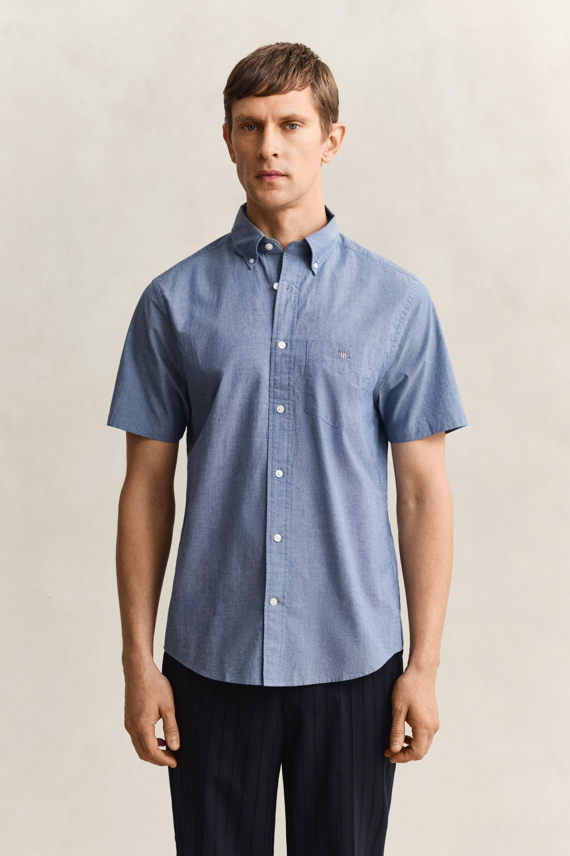 Camicia classica a maniche corte in popeline