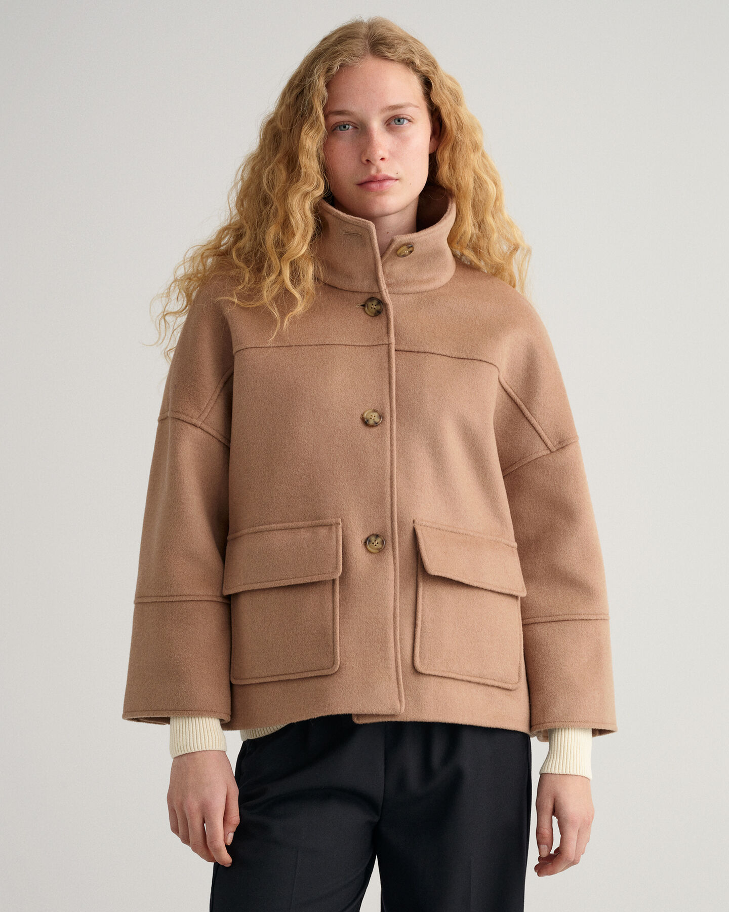 Giacca corta in misto lana