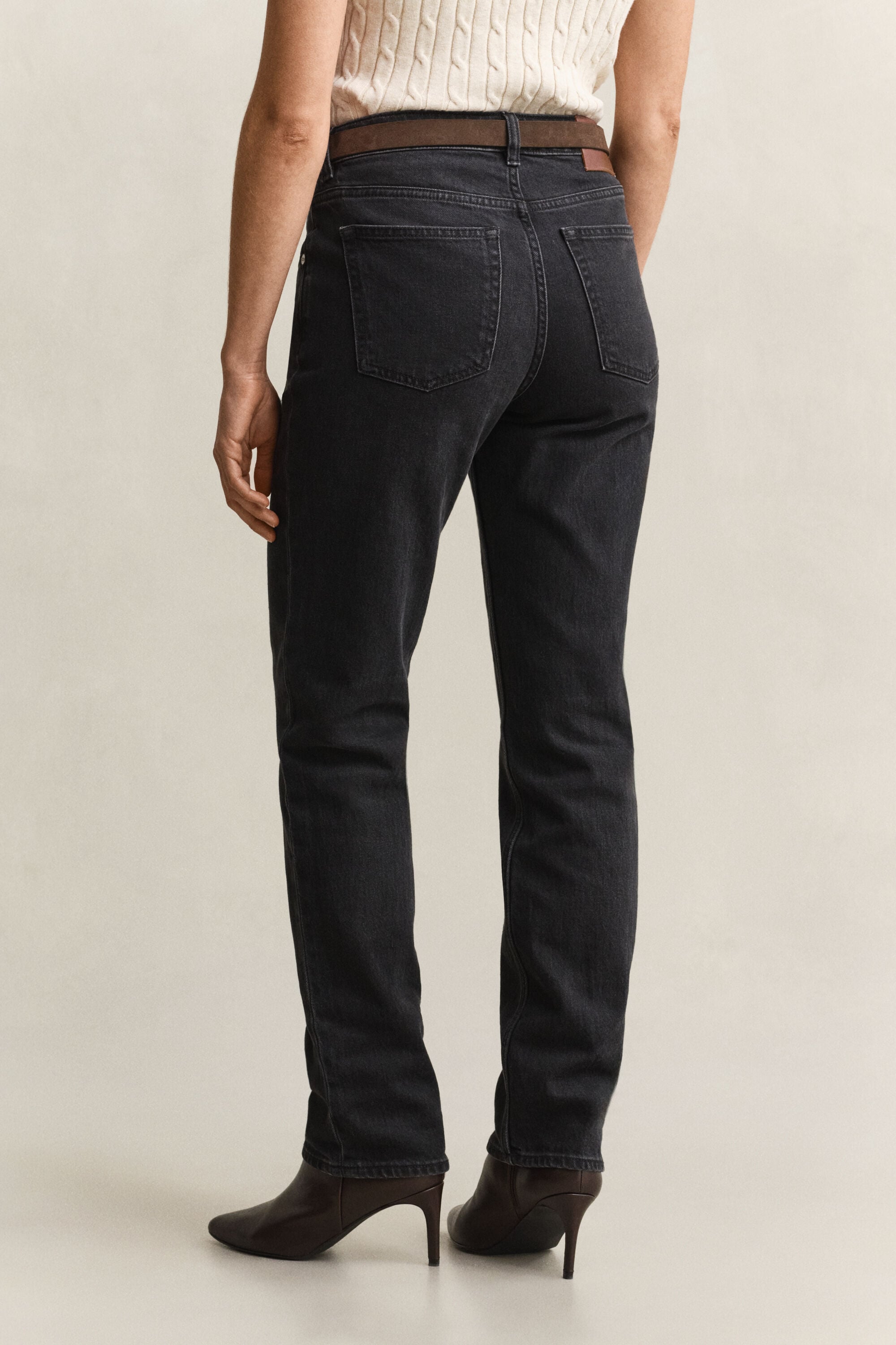Jeans elasticizzati con gamba dritta