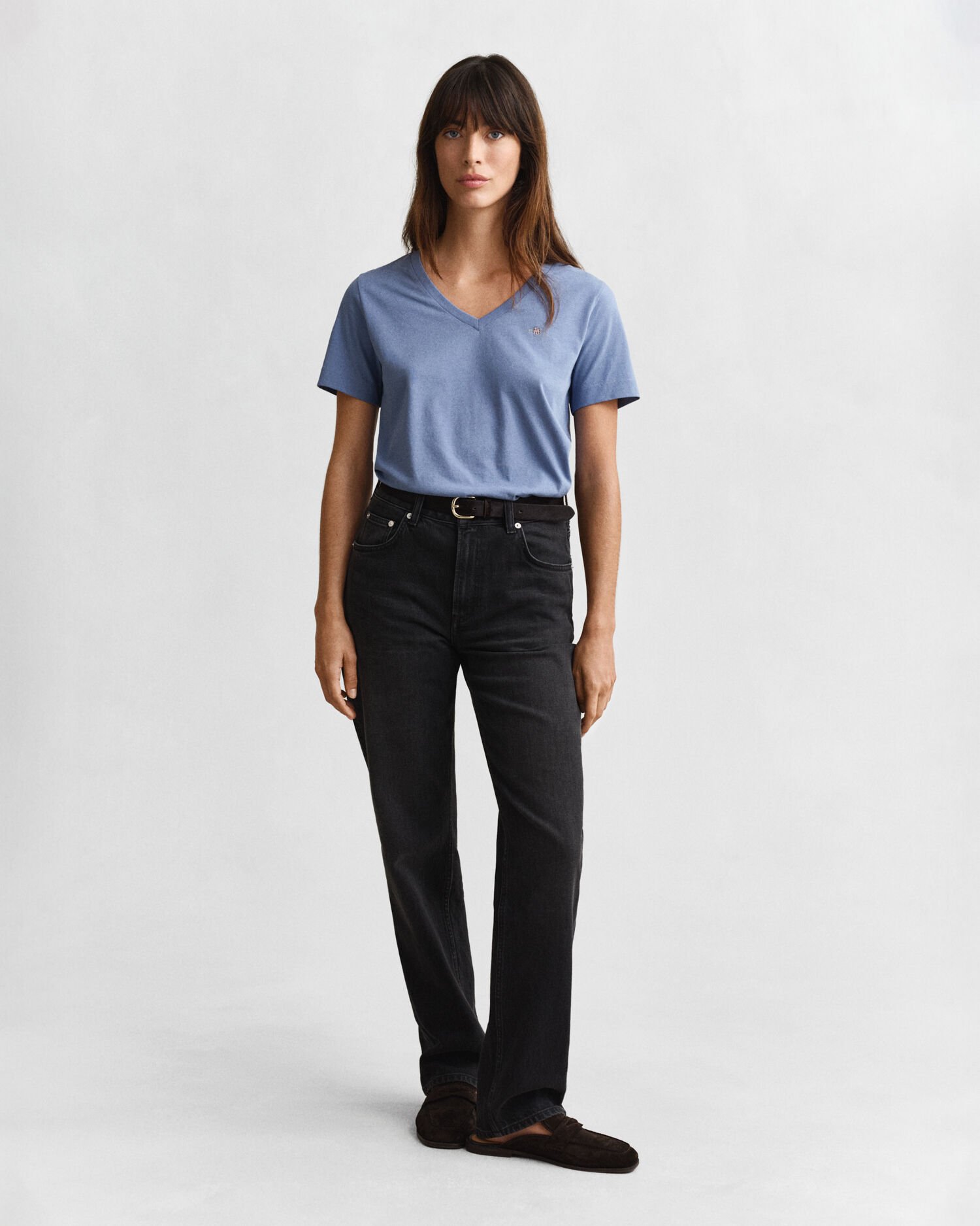 T-shirt Shield con scollo a V