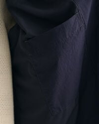 Giacca con cappuccio leggera