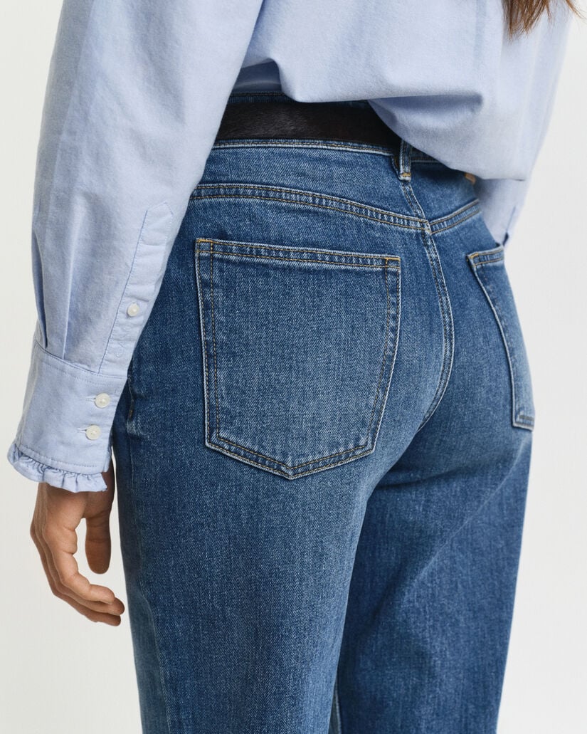 Jeans elasticizzati con gamba dritta