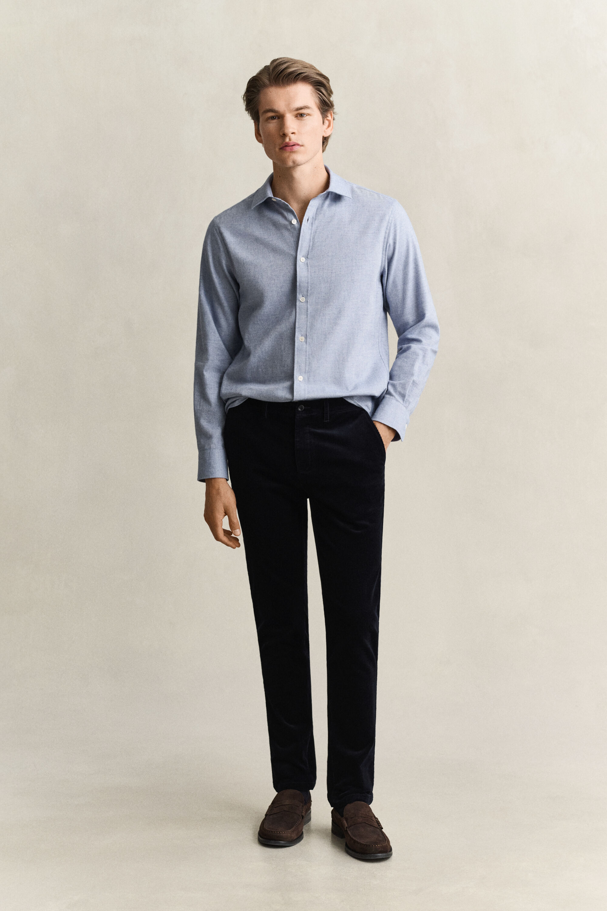 Pantaloni chino in velluto a coste slim