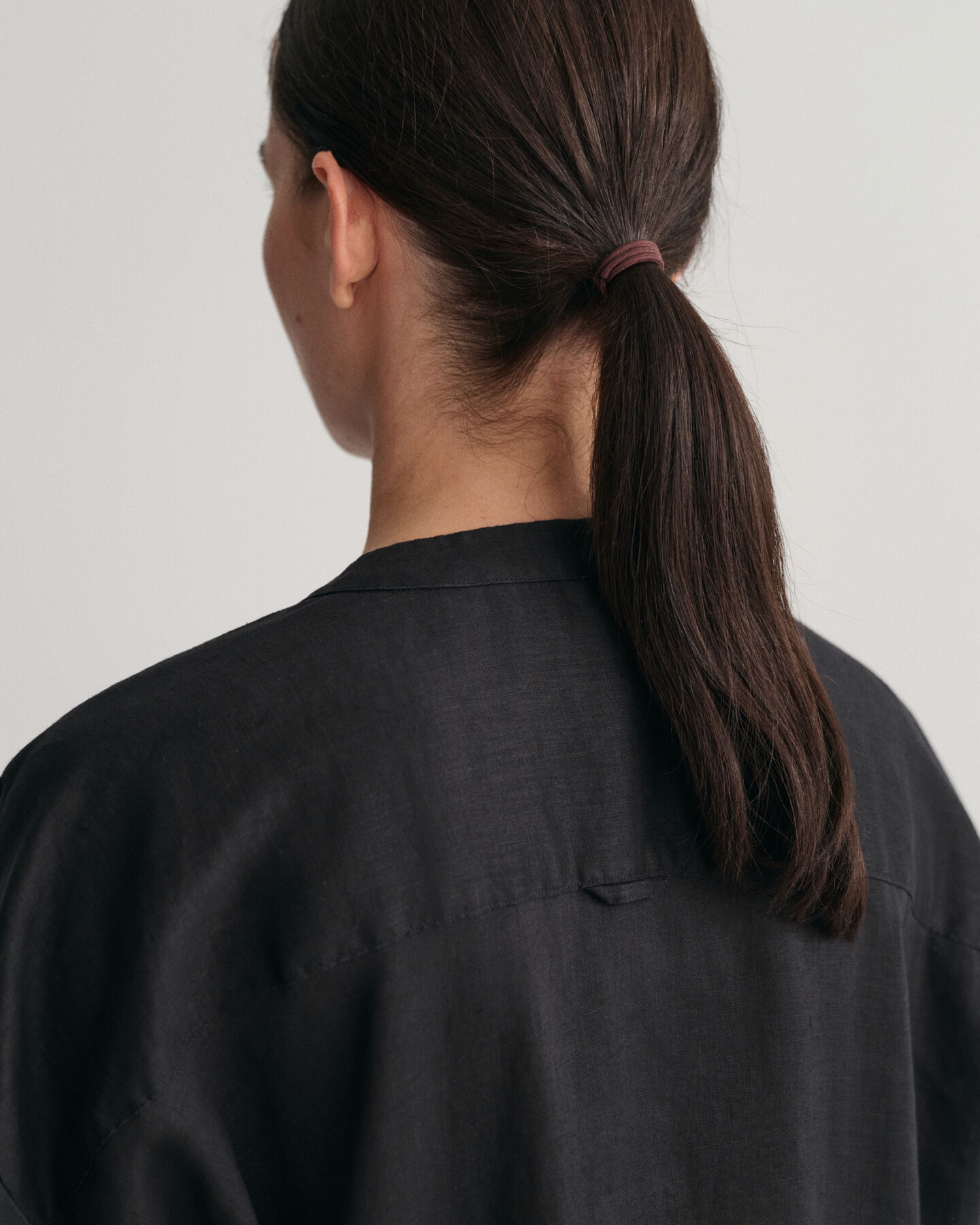 Caftano in lino con maniche corte