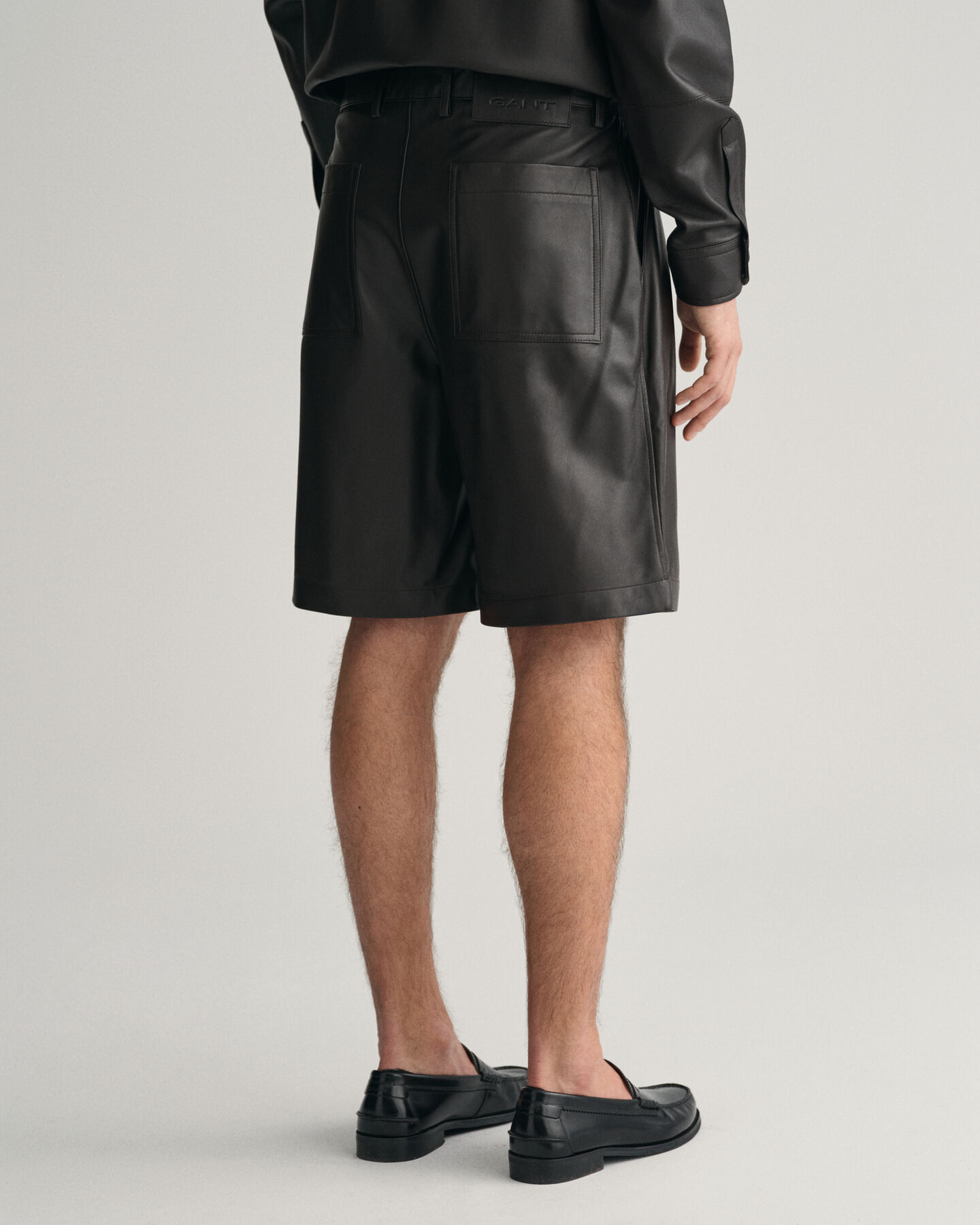 Pantaloncini in pelle