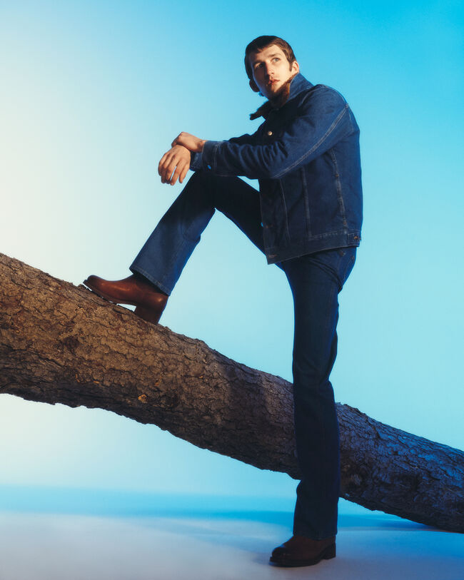 Giacca di jeans Wrangler x GANT con pelliccia sintetica