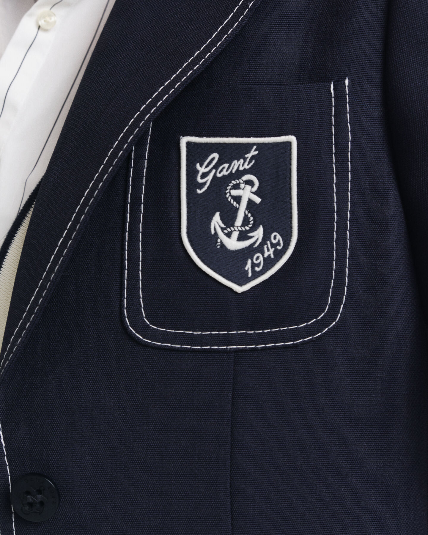 Blazer con ricamo in filo a contrasto