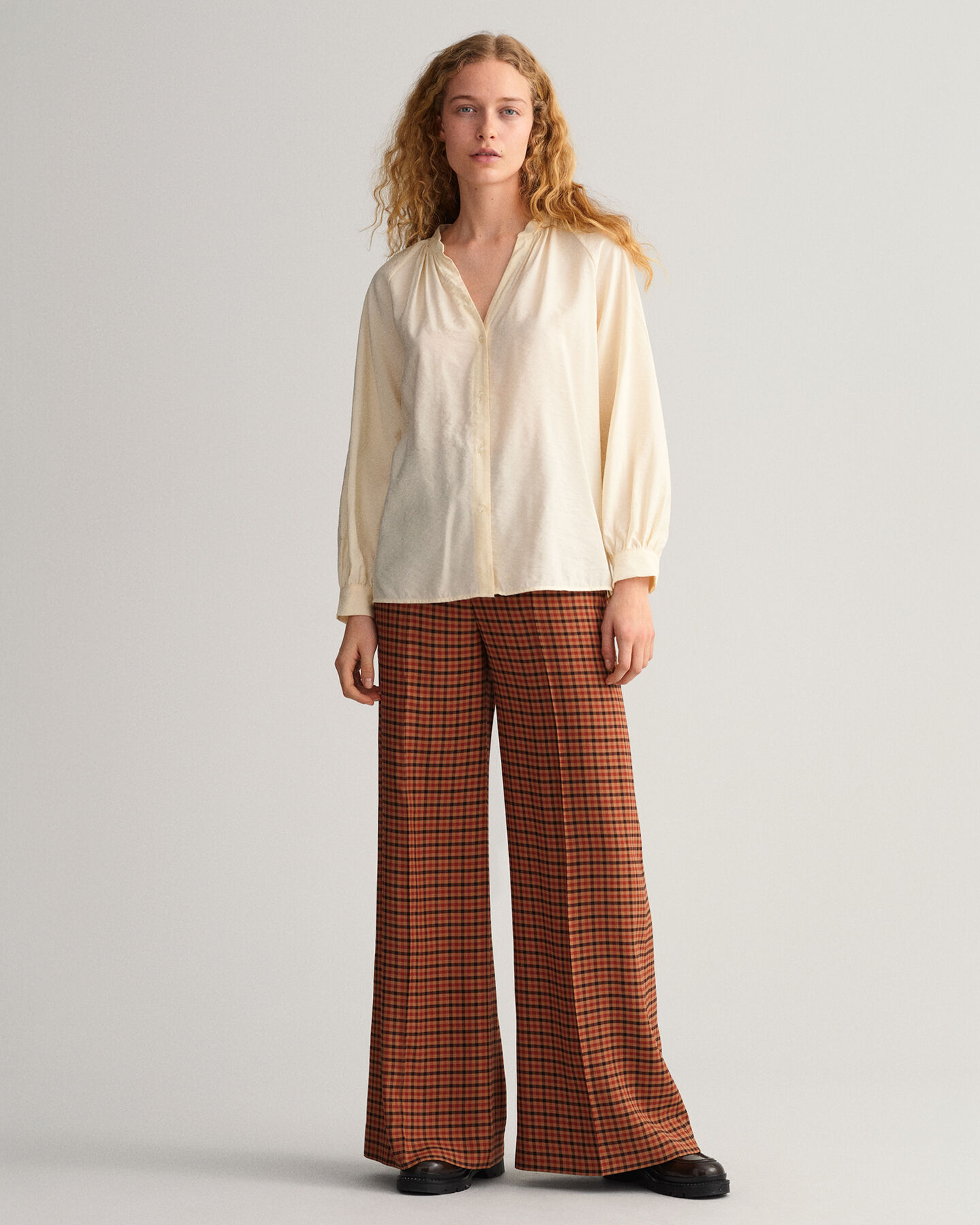 Camicetta con colletto alla coreana