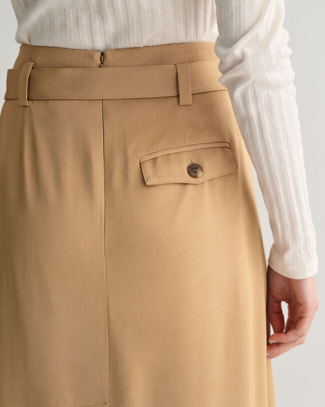 Gonna a portafoglio chino con pinces