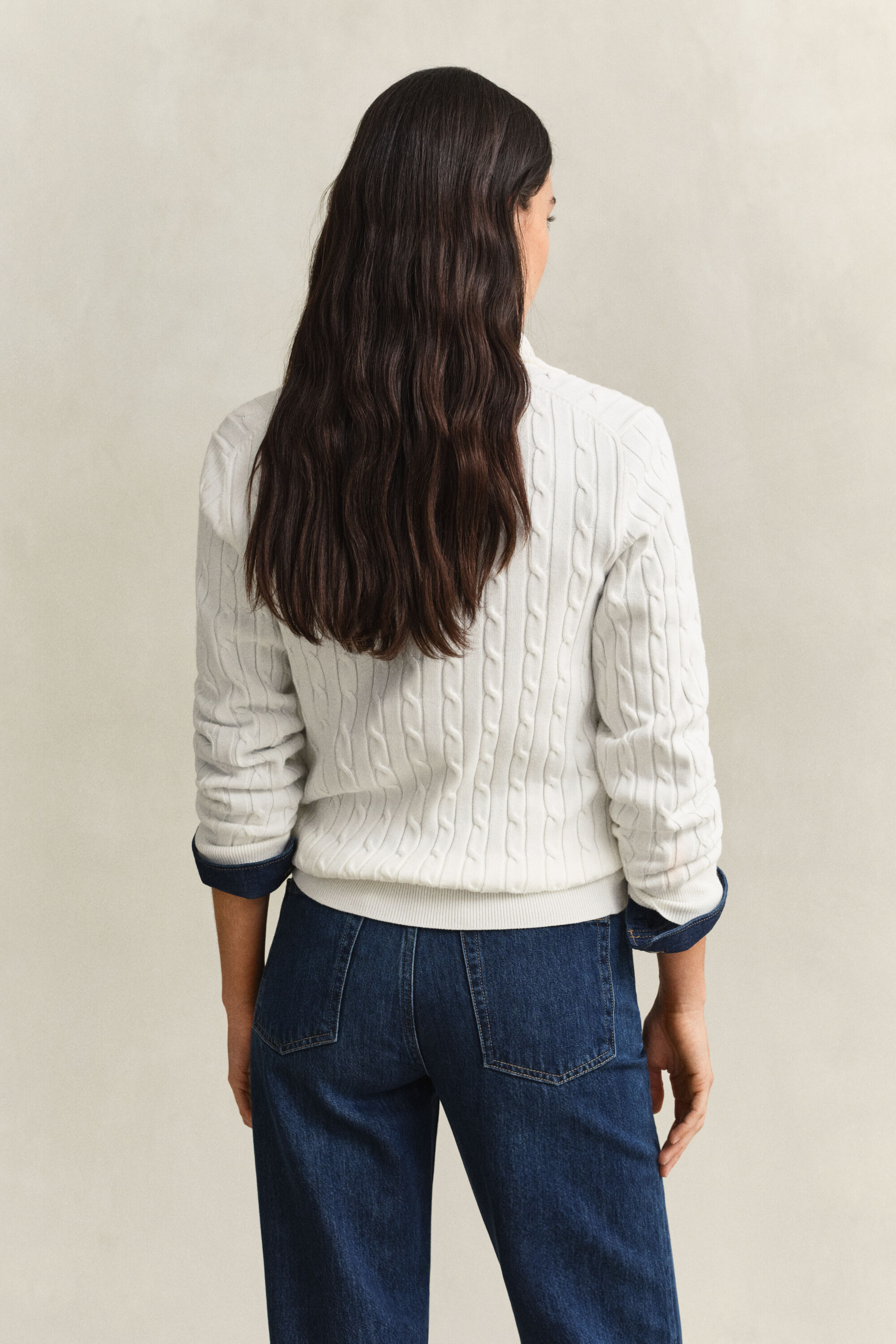 Maglia con zip corta elasticizzata a trecce