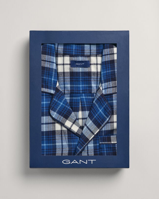 Confezione regalo con pigiama in flanella e camicia