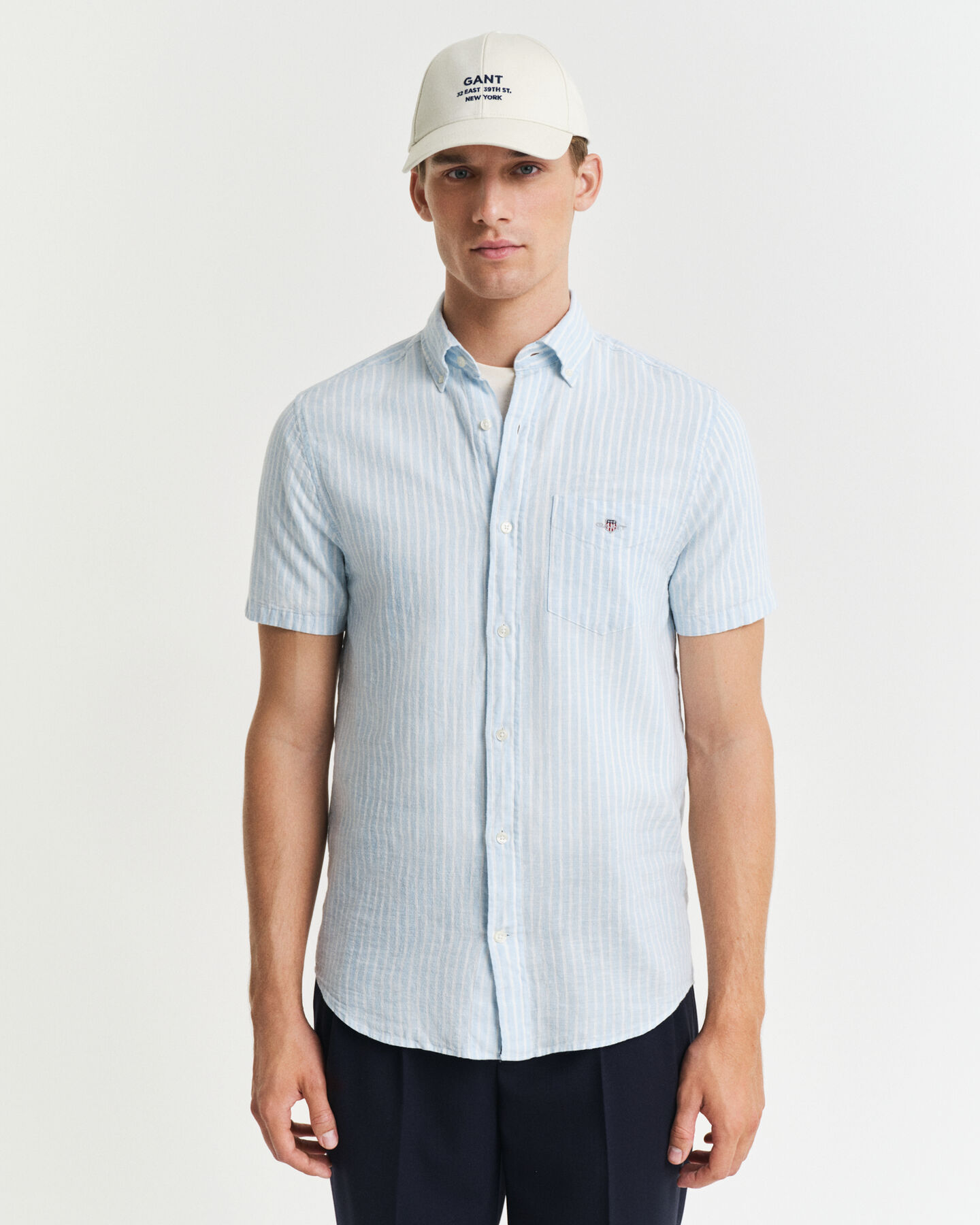 Camicia a maniche corte in misto cotone-lino regular fit