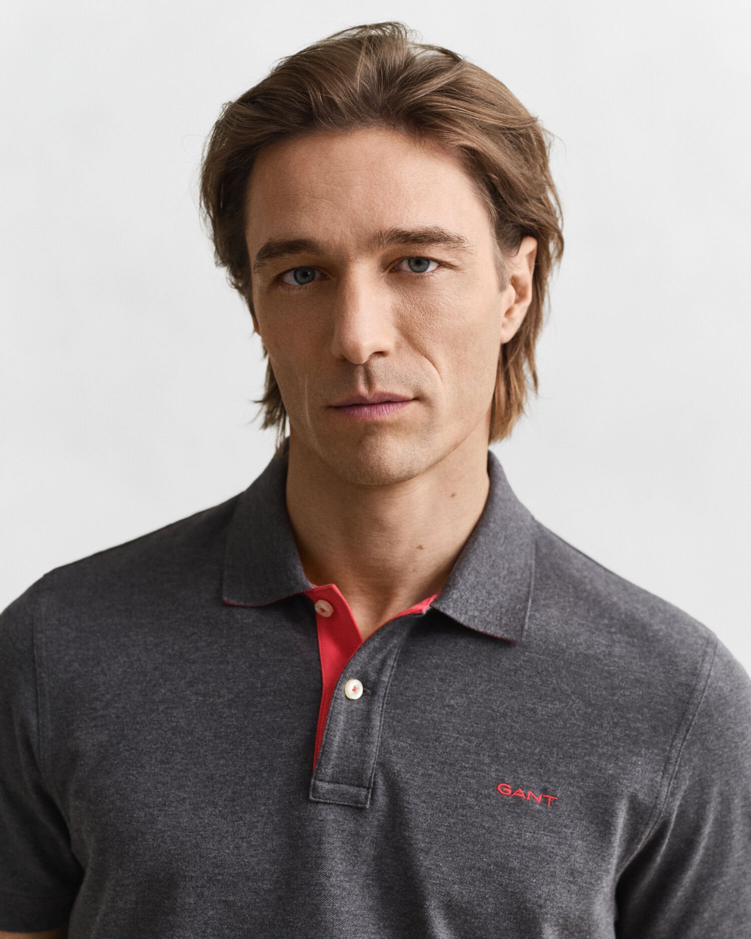 Polo in piqué a contrasto