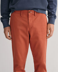 Pantaloni chino Hallden in twill slim fit
