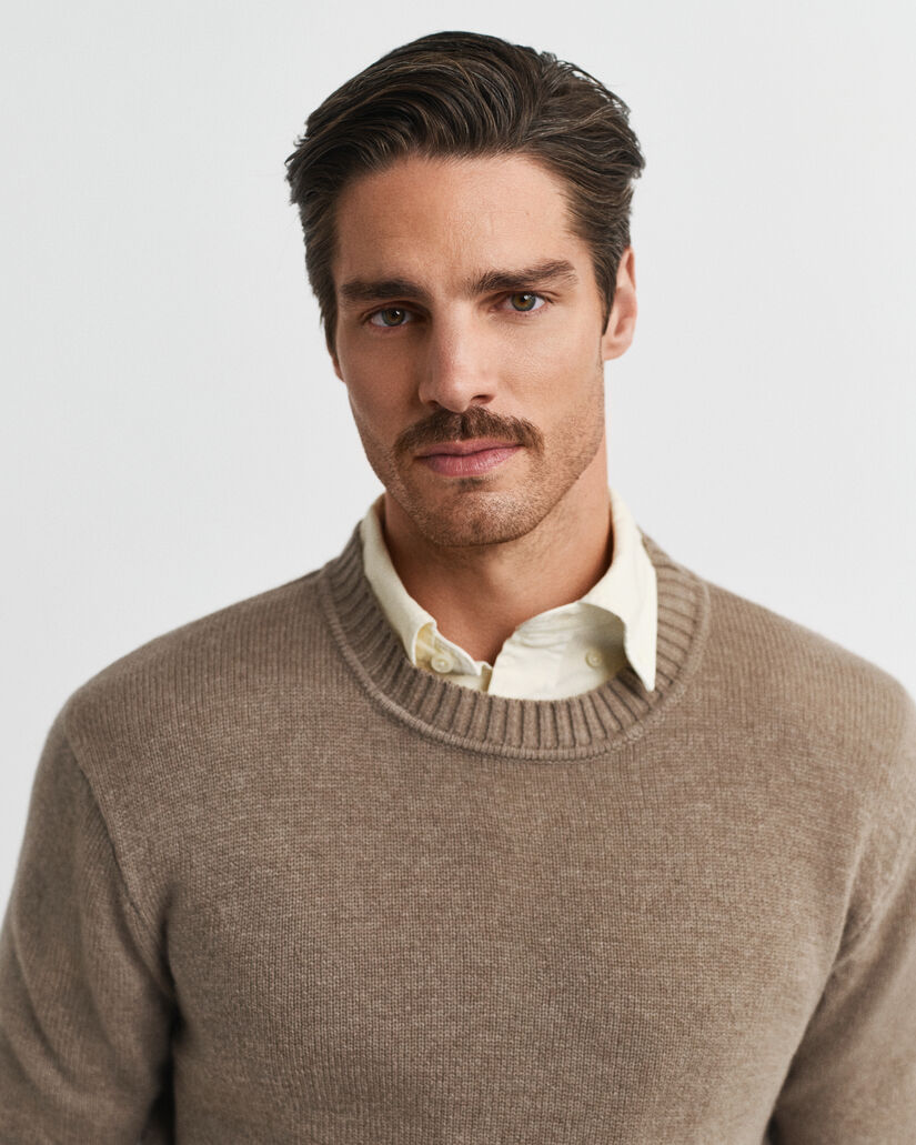 Maglia girocollo in morbido misto cashmere