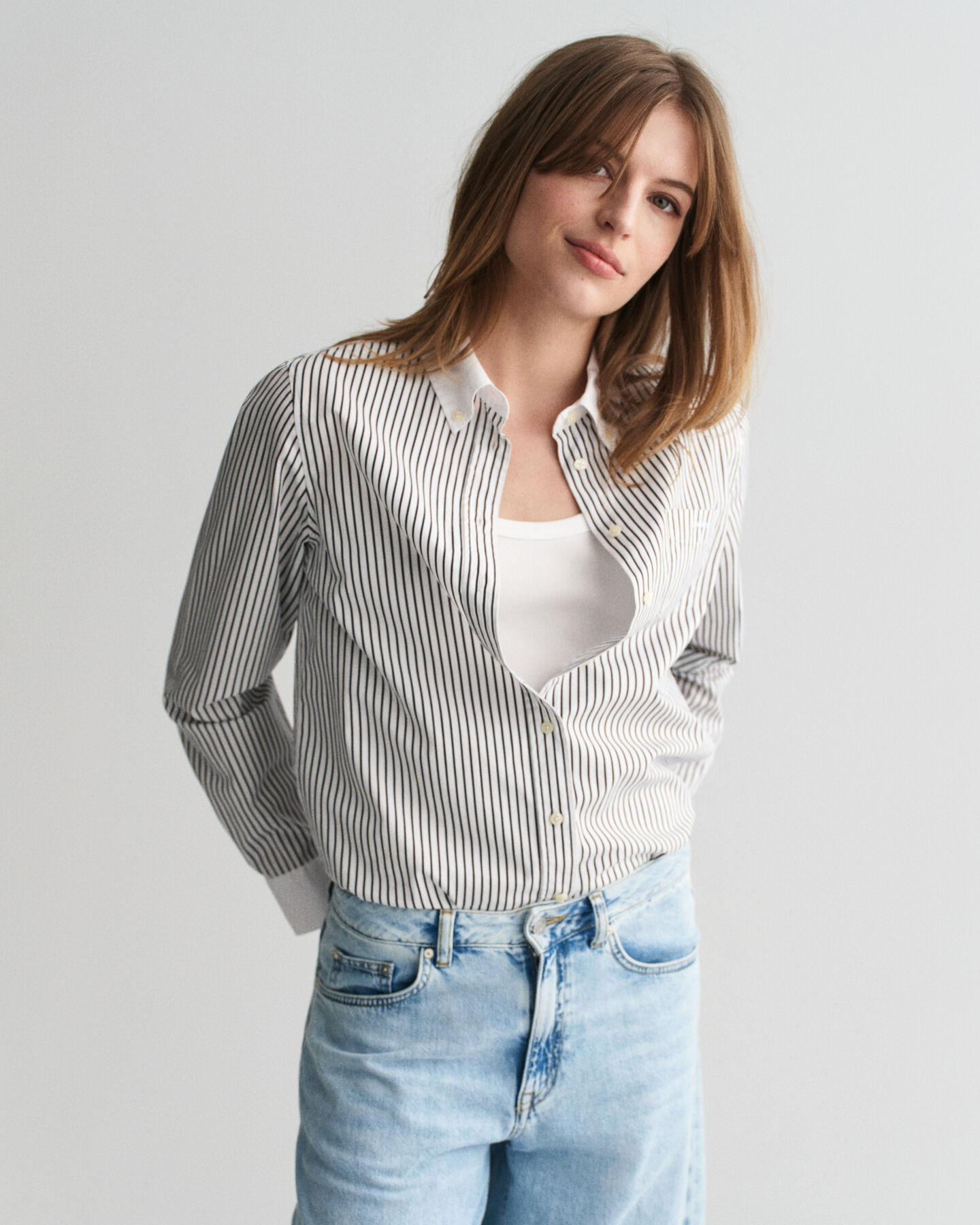 Camicia a righe con colletto a contrasto regular fit