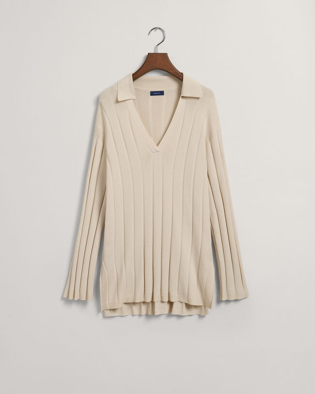 Maglia con colletto aperto in maglia a coste