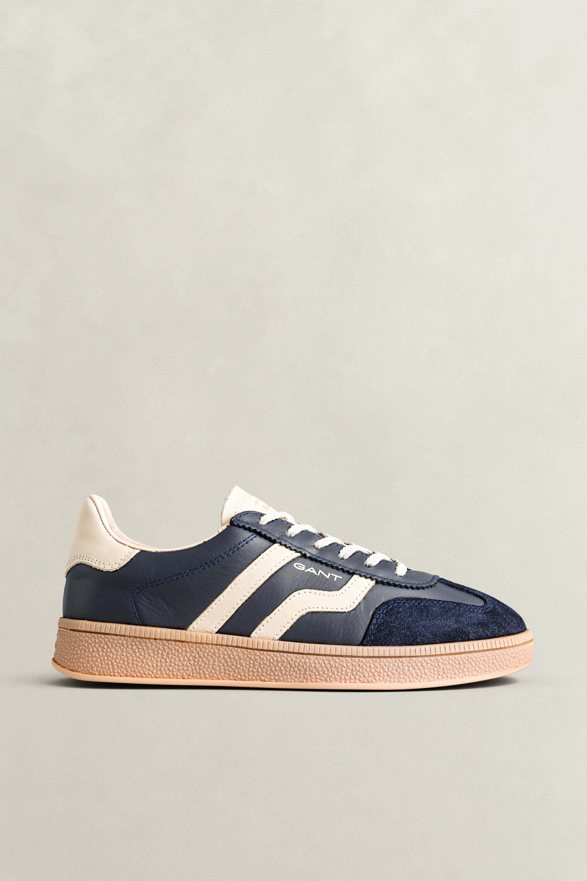 Sneakers Cuzima in pelle e camoscio