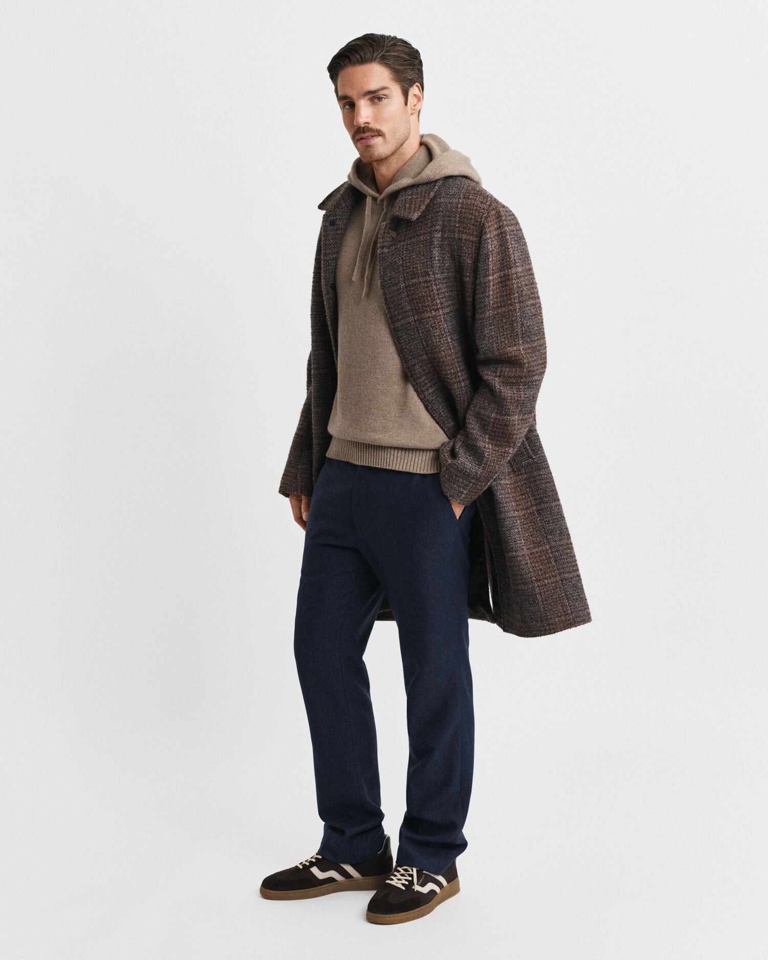 Felpa con cappuccio in morbido misto cashmere