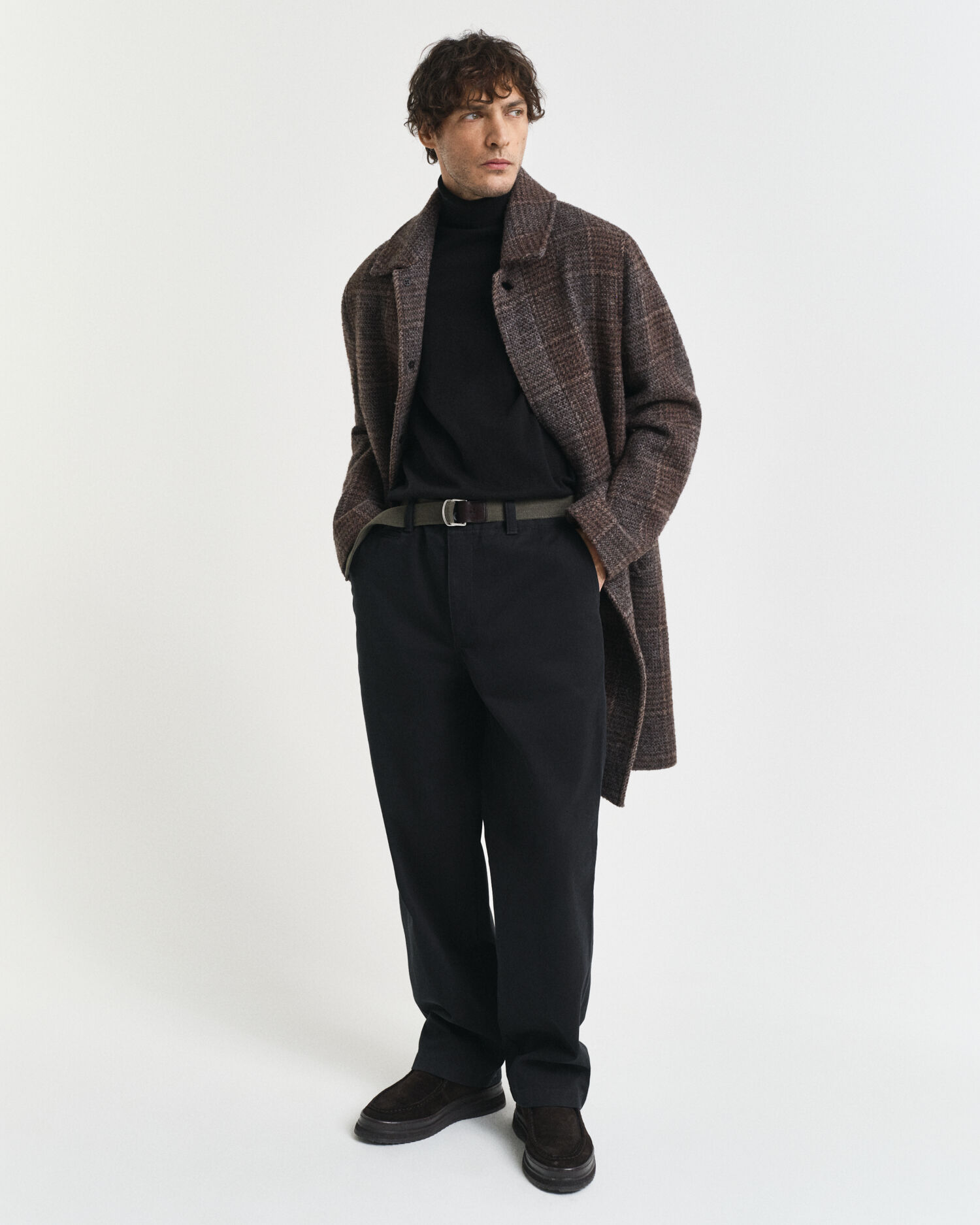 Maglia in cotone con collo alto classico