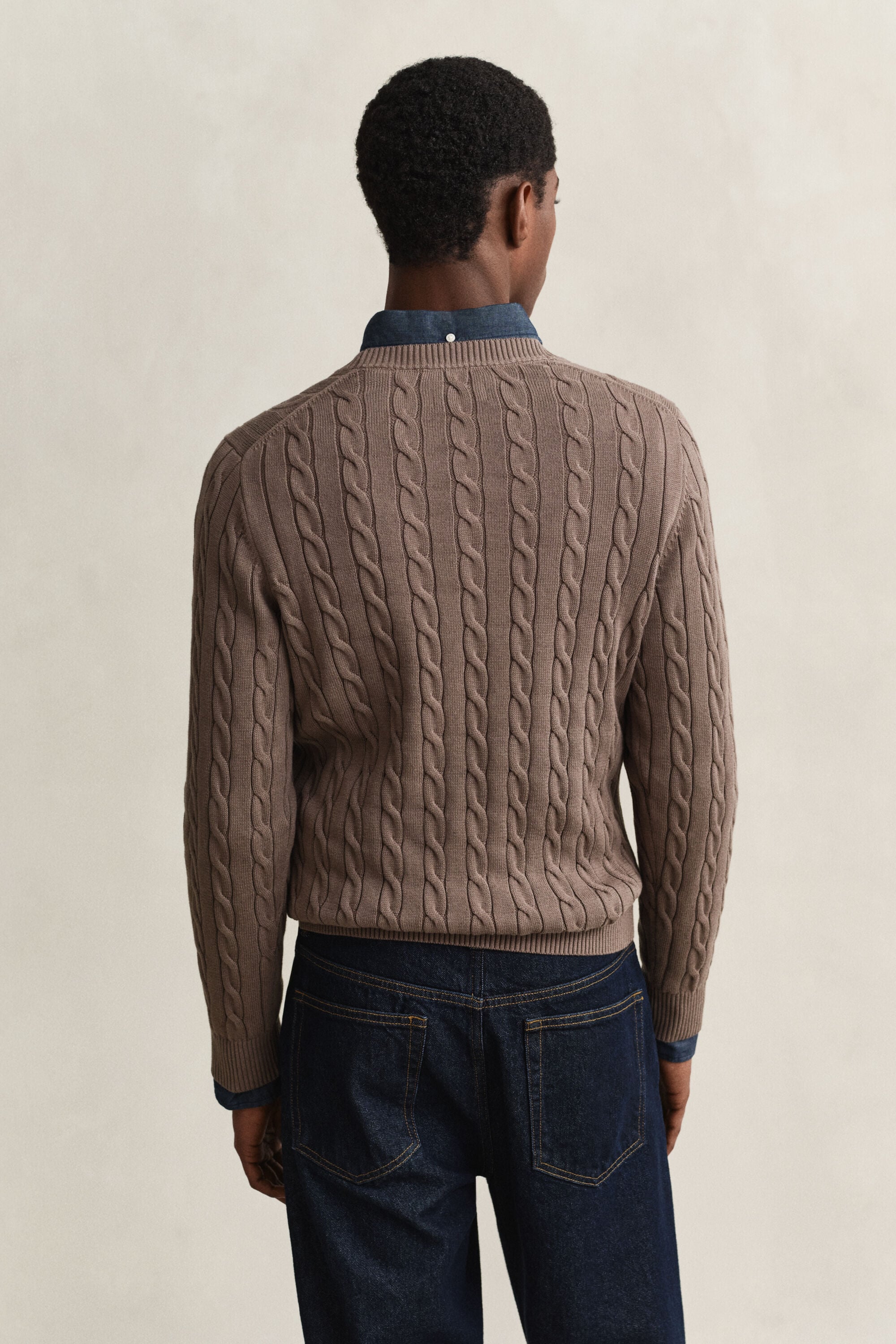 Maglia girocollo in cotone a trecce