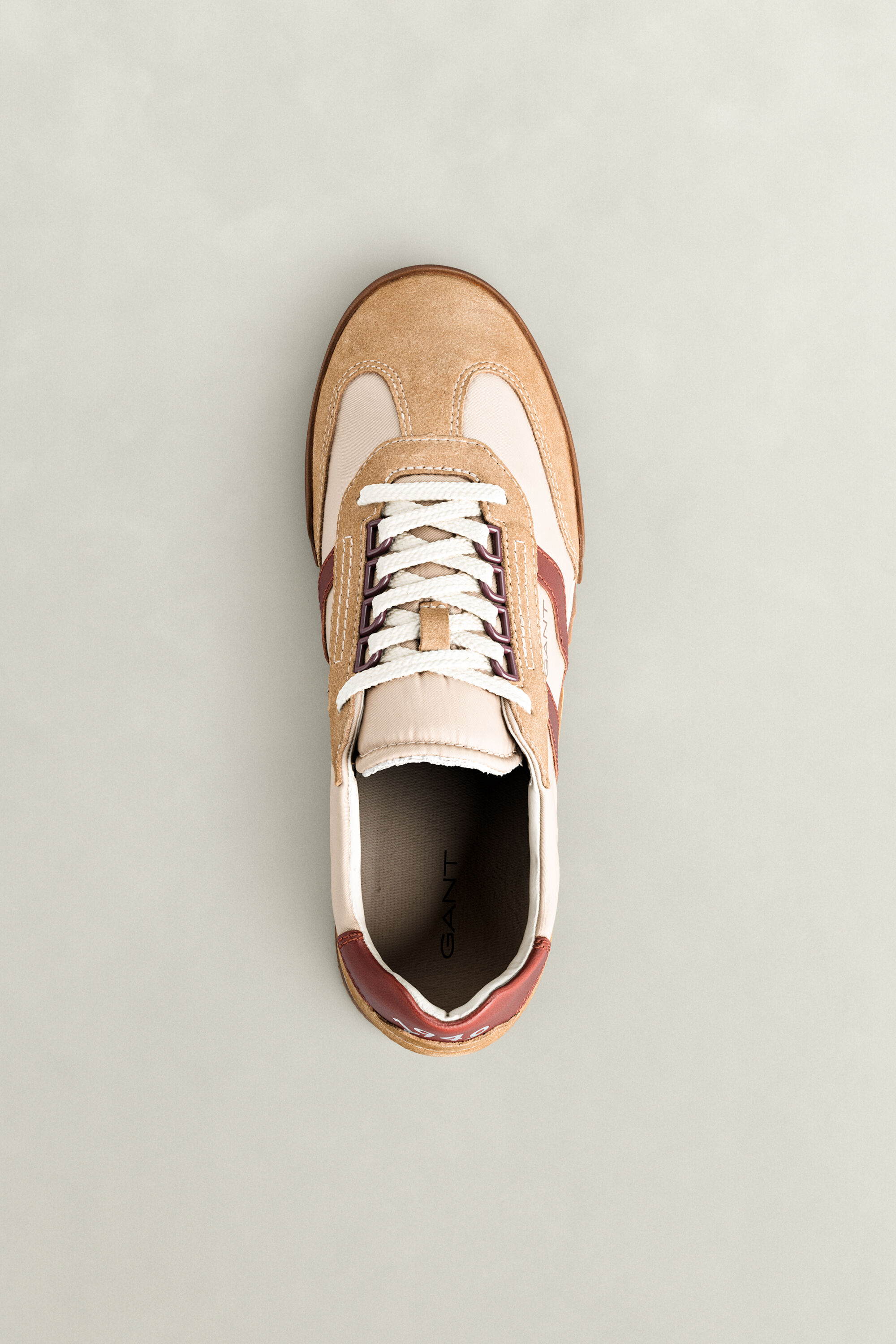 Sneakers Baylle in camoscio