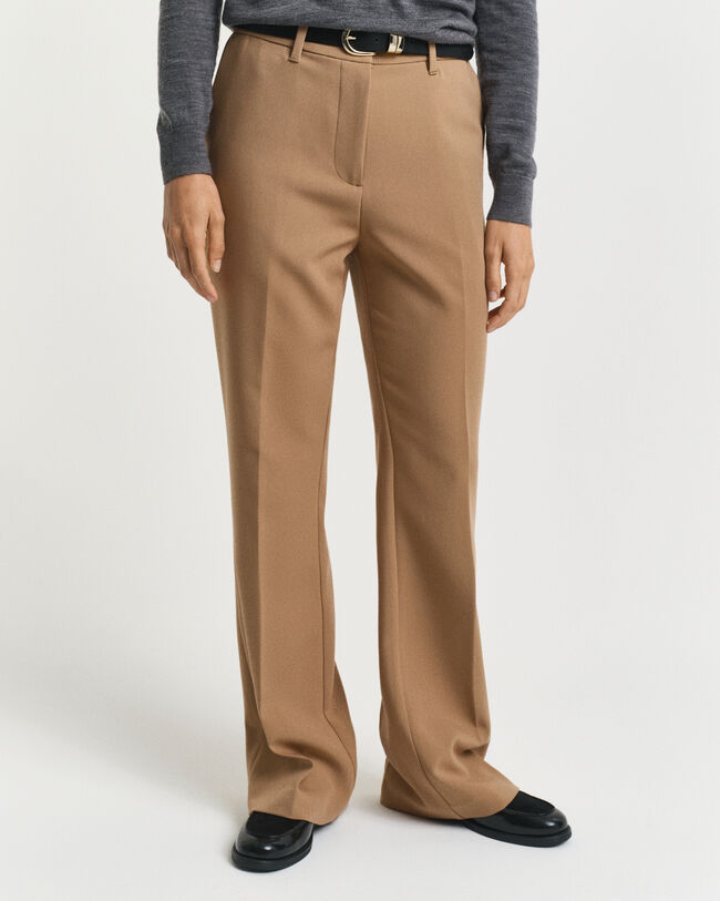 Pantaloni eleganti svasati slim fit