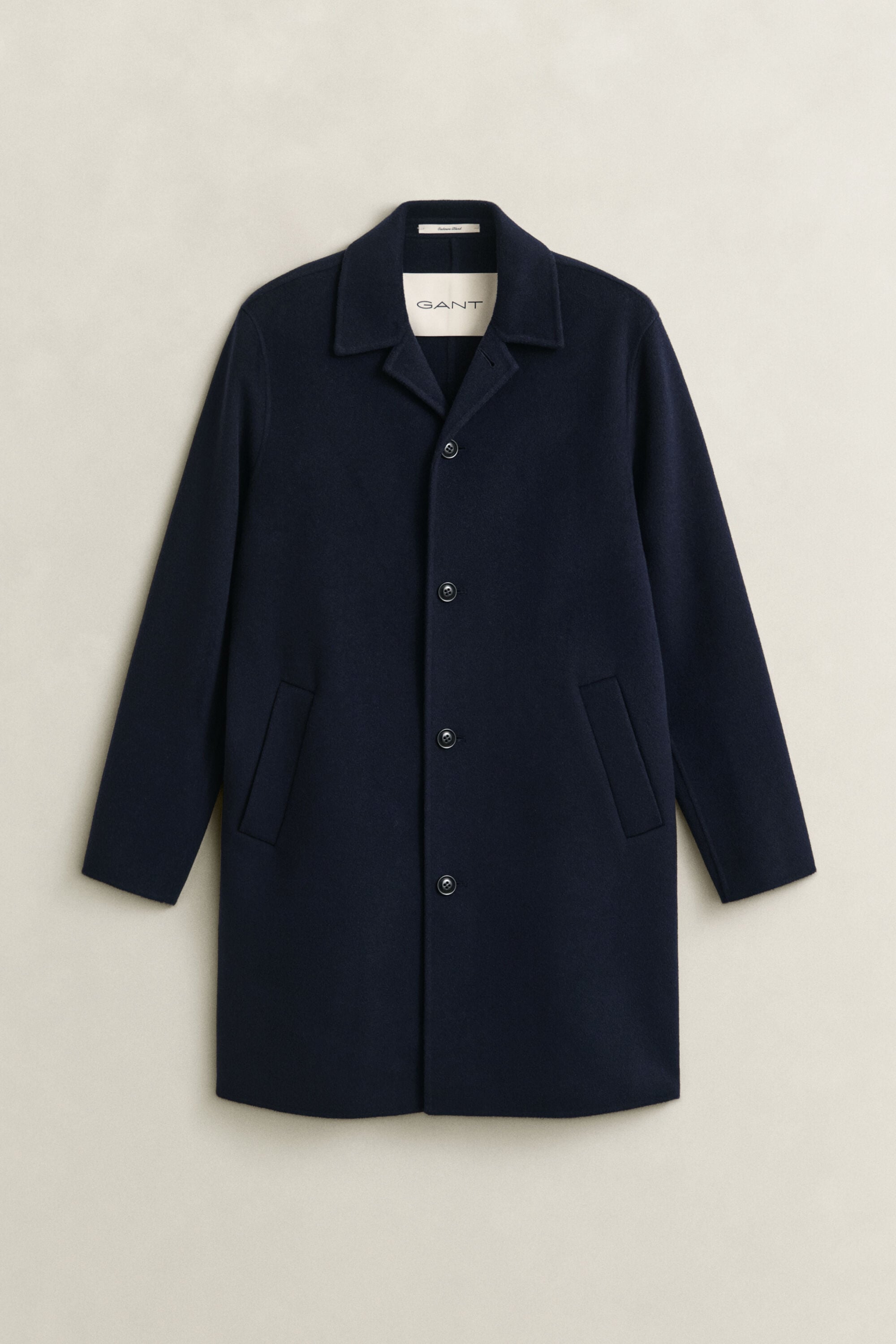 Cappotto cucito a mano