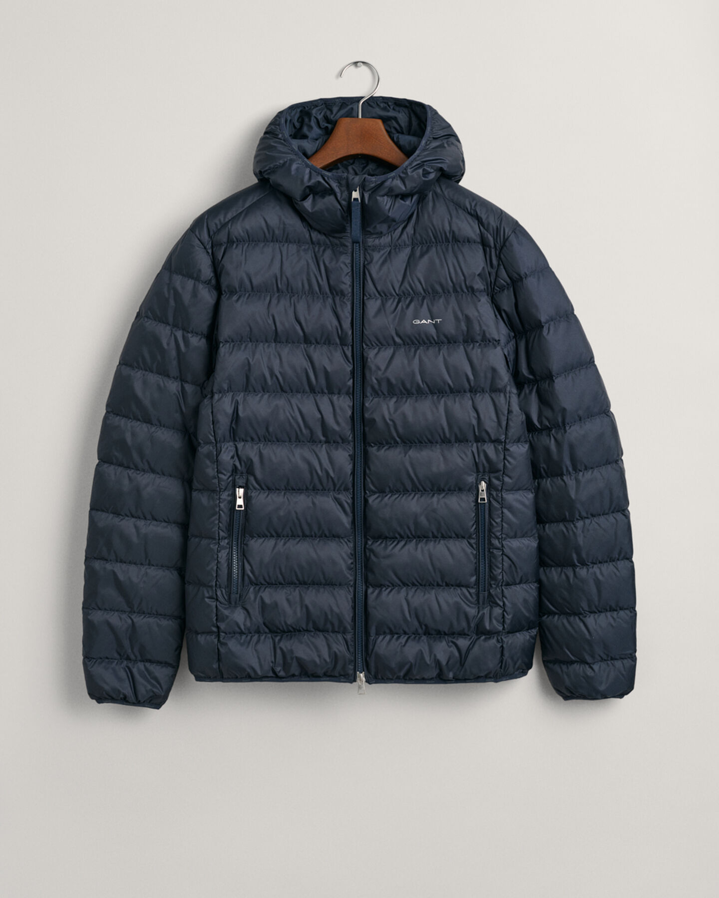 Piumino leggero con cappuccio