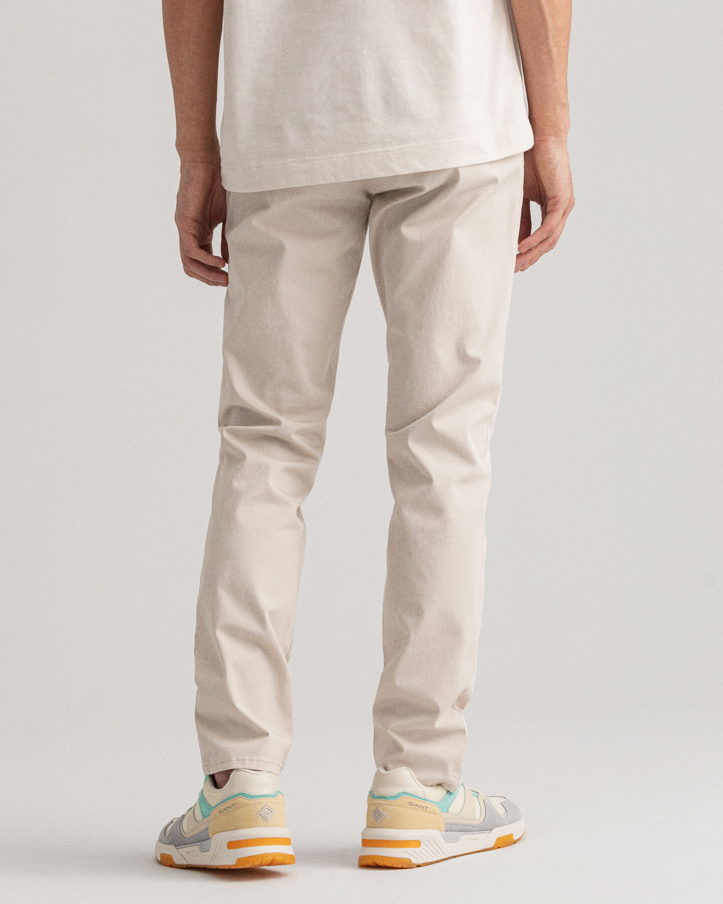Pantaloni chino Hallden in twill slim fit