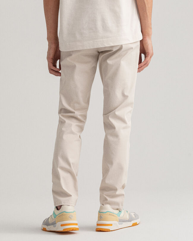Pantaloni chino Hallden in twill slim fit
