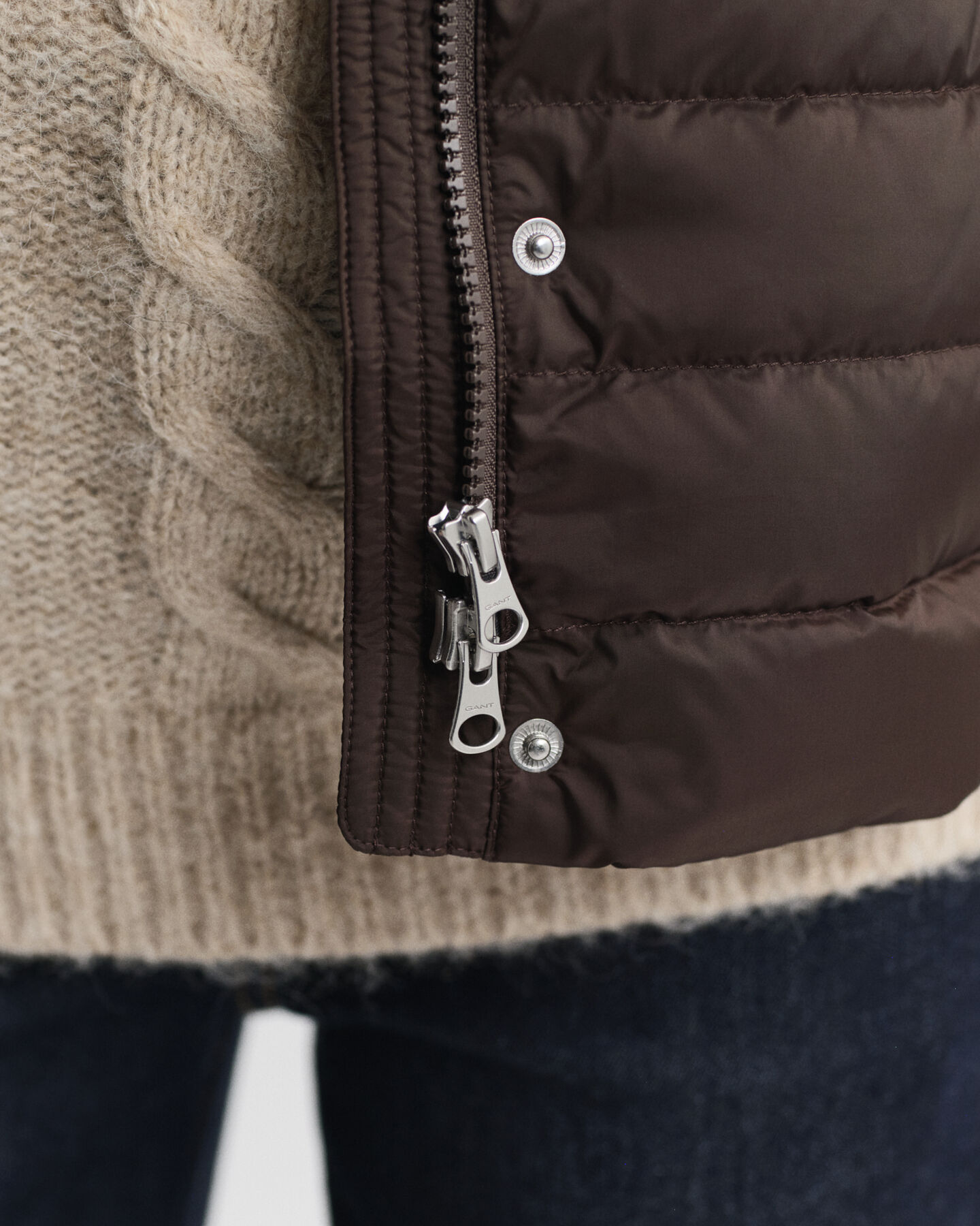 Smanicato leggero in piumino