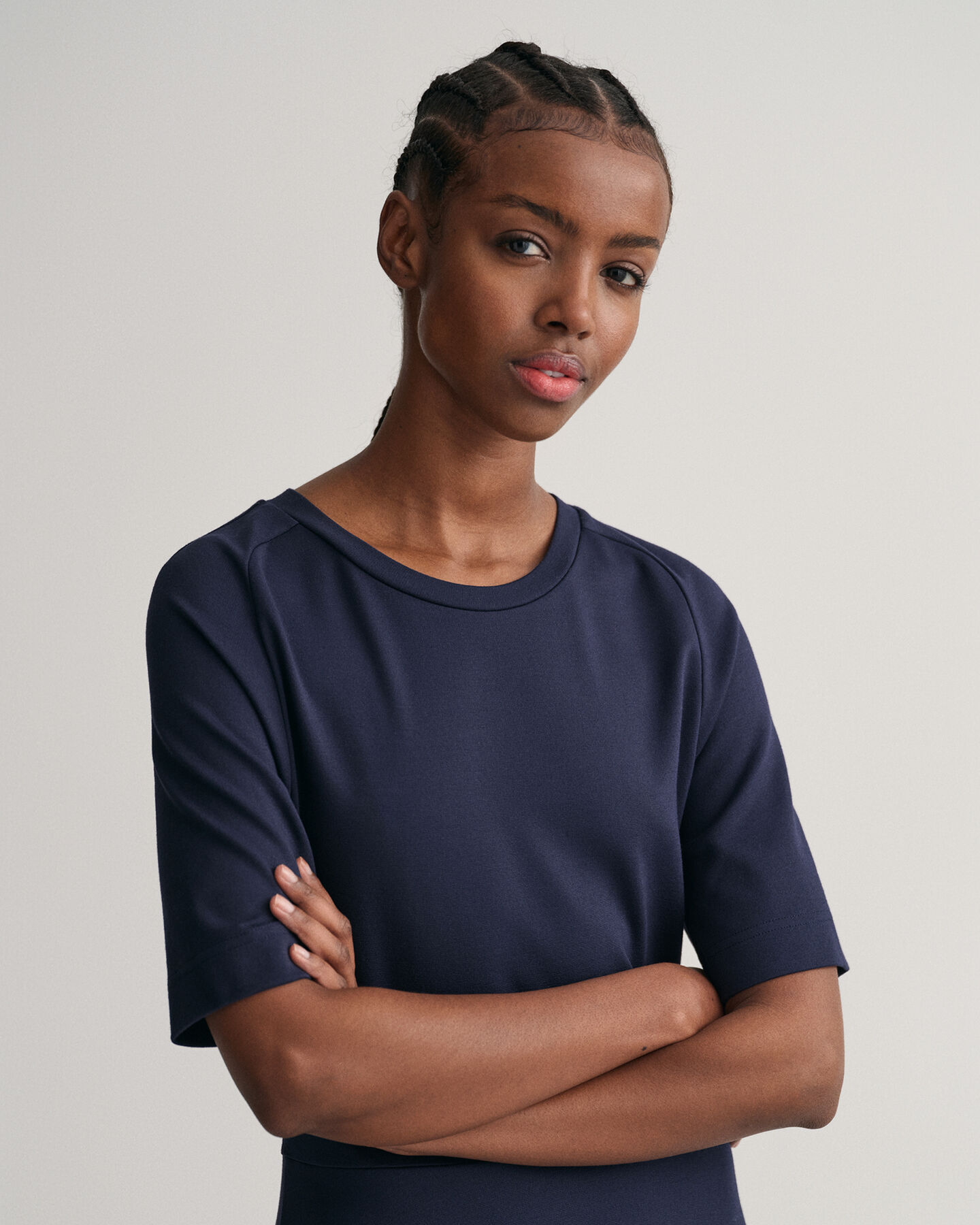 Maglia girocollo a maniche corte svasata