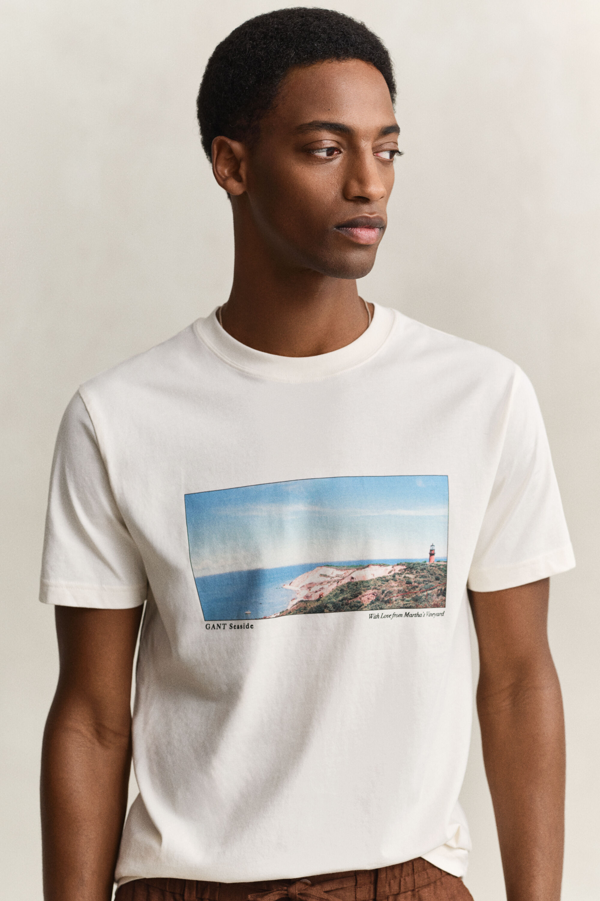 T-shirt con grafica Scenery