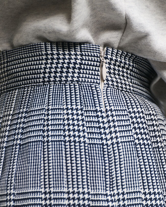 Gonna plissettata con stampa a quadri