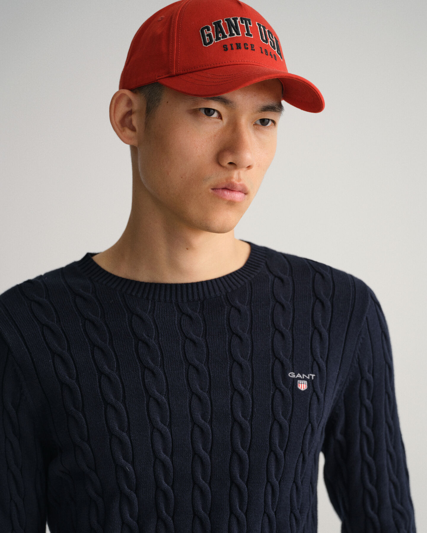 Maglia girocollo in cotone a trecce