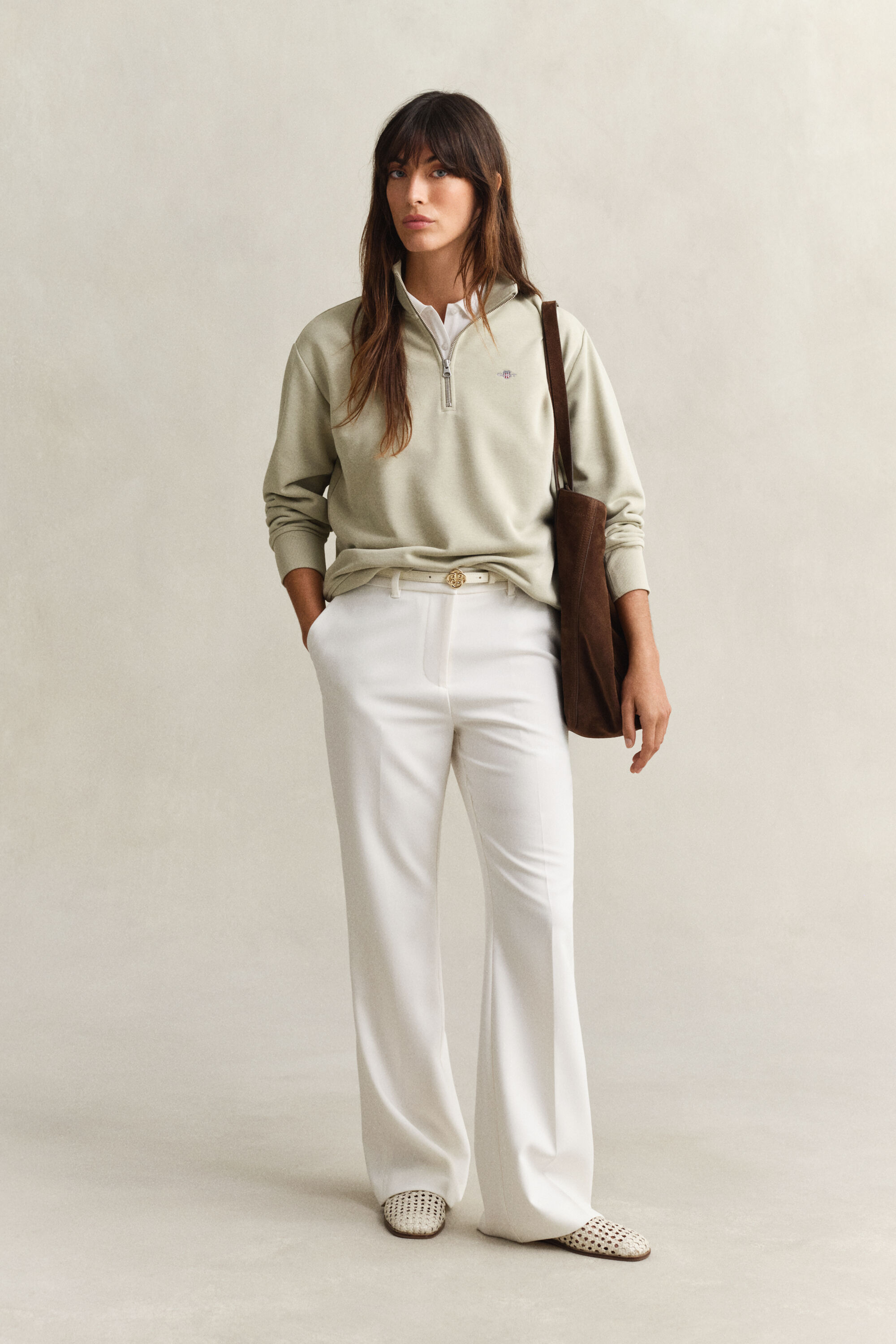 Felpa Shield con zip corta