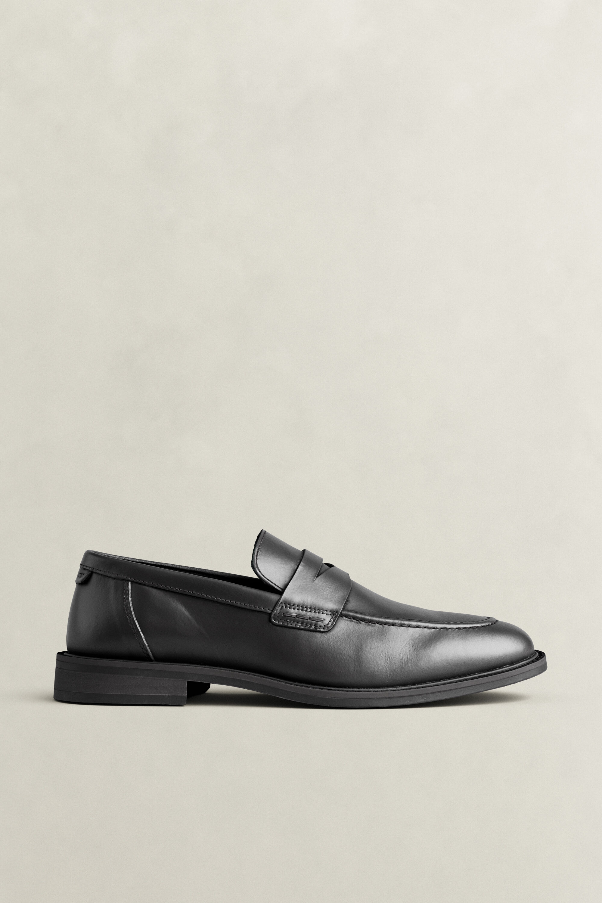 Mocassini Lozham in pelle