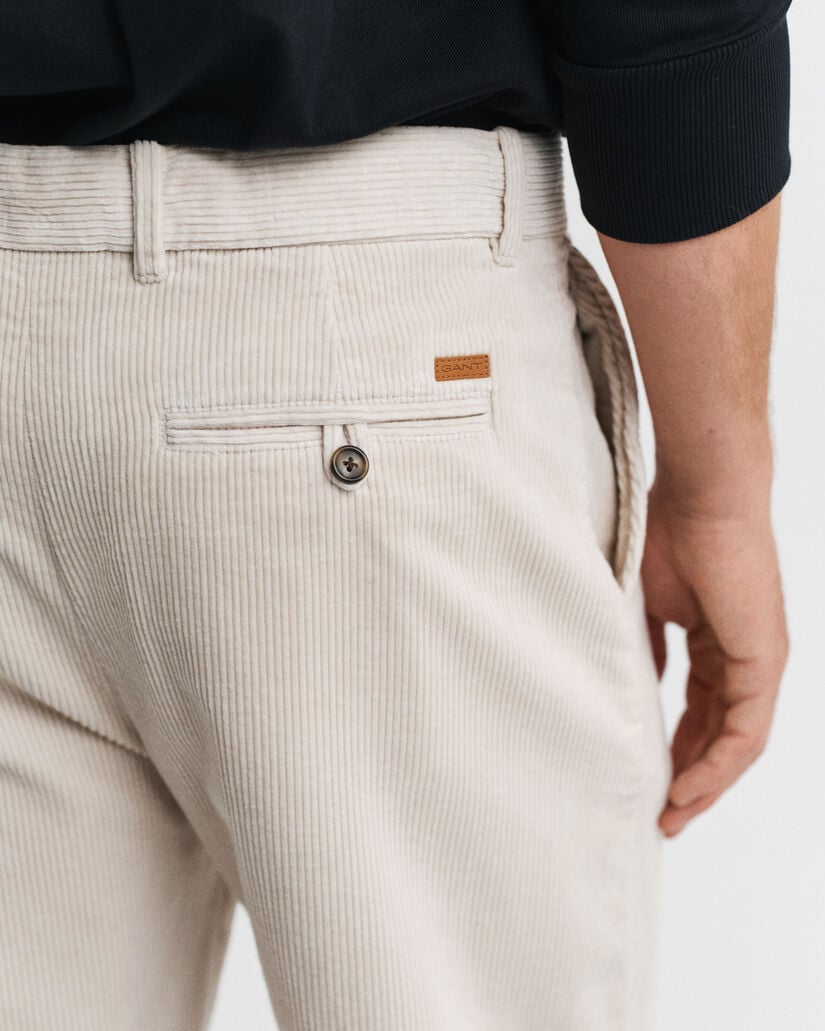 Pantaloni in velluto a coste straight fit