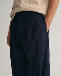 Pantaloni da abito affusolati in cotone relaxed fit